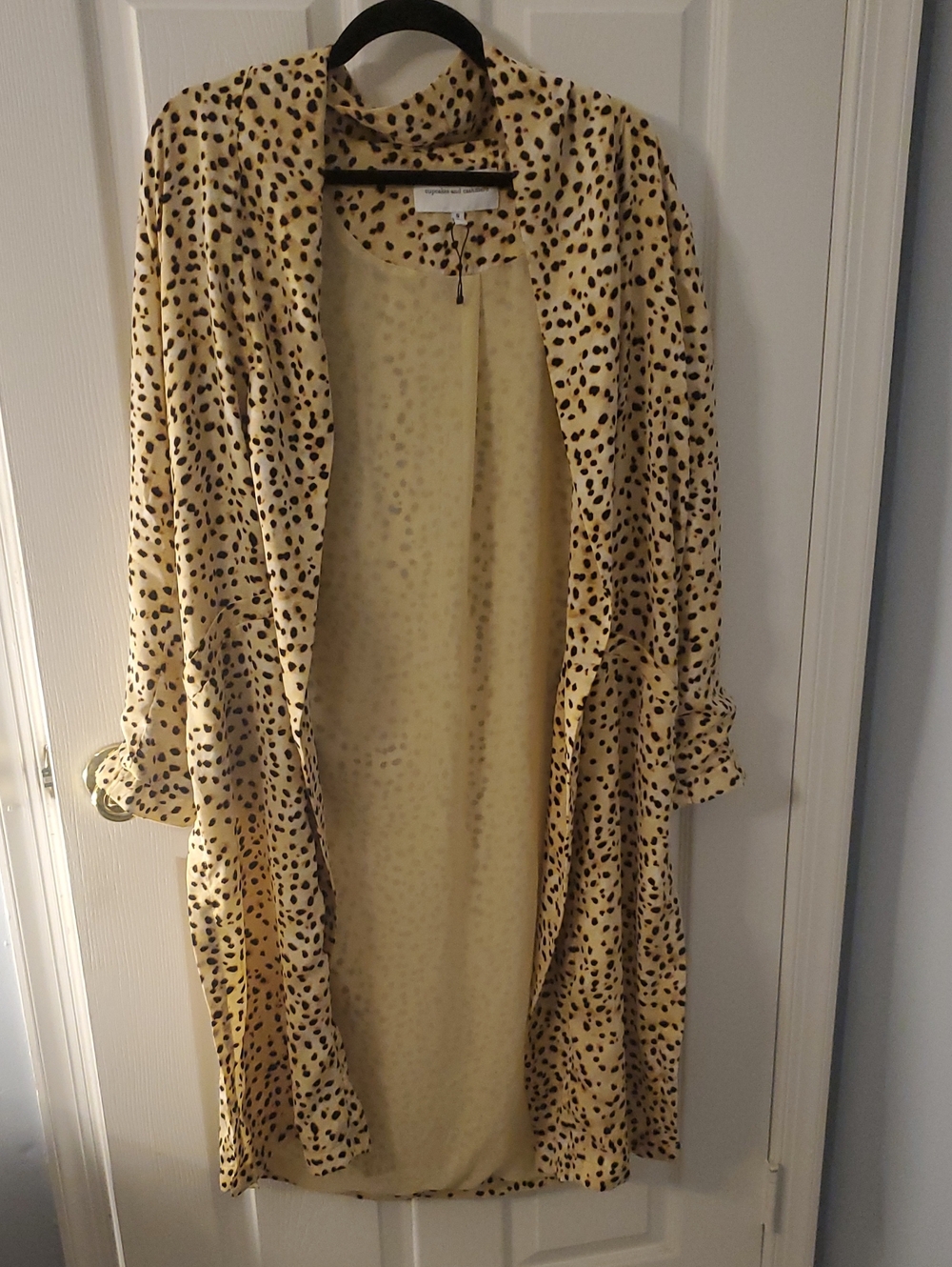 cupcakes & cashmere Spotted Long Sleeve Duster